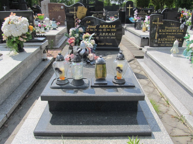 Grób Zofia Abram