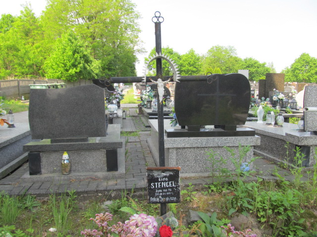 Lidia Stencel Brzeziny - Grobonet - Wyszukiwarka osób pochowanych