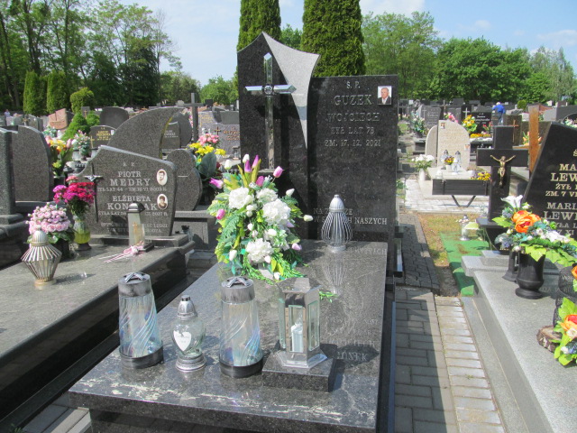 Grób Wojciech Guzek