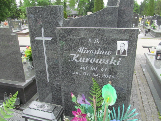 Mirosław Kurowski 1955 Brzeziny - Grobonet - Wyszukiwarka osób pochowanych