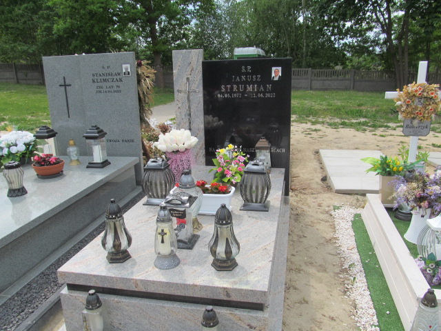 Grób Janusz Strumian