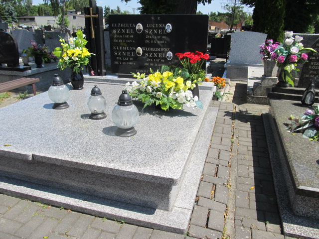 Grób Włodzimierz Sznel