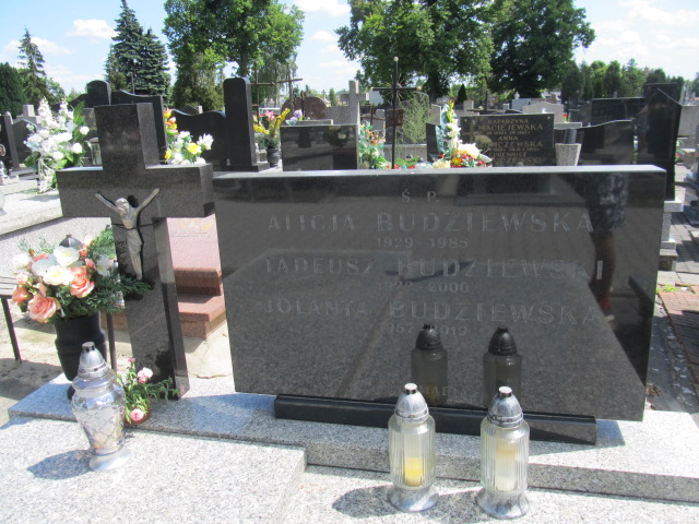 Jolanta Budziewska 1957 Brzeziny - Grobonet - Wyszukiwarka osób pochowanych
