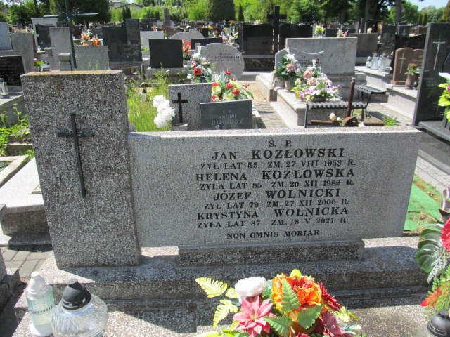 Józef Wolnicki Brzeziny - Grobonet - Wyszukiwarka osób pochowanych