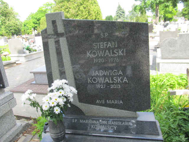 Jadwiga Kowalska 1927 Brzeziny - Grobonet - Wyszukiwarka osób pochowanych